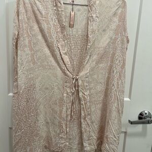 Victoria's Secret Cream Patterned Blouse